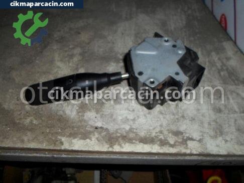 Renault R9 Sinyal Kolu çıkma parça