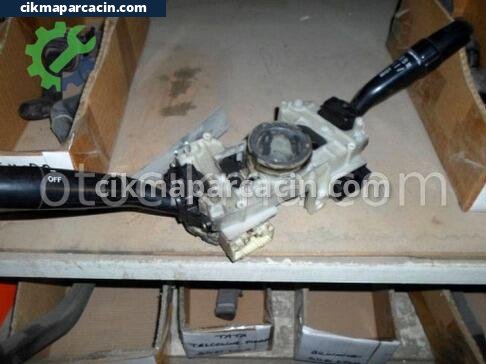 Toyota Carina Sinyal Kolu çıkma parça