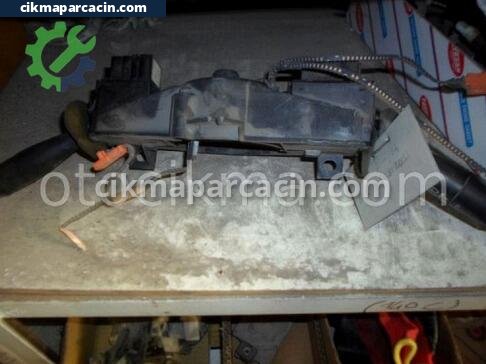 Peugeot 206 Sinyal Kolu çıkma parça