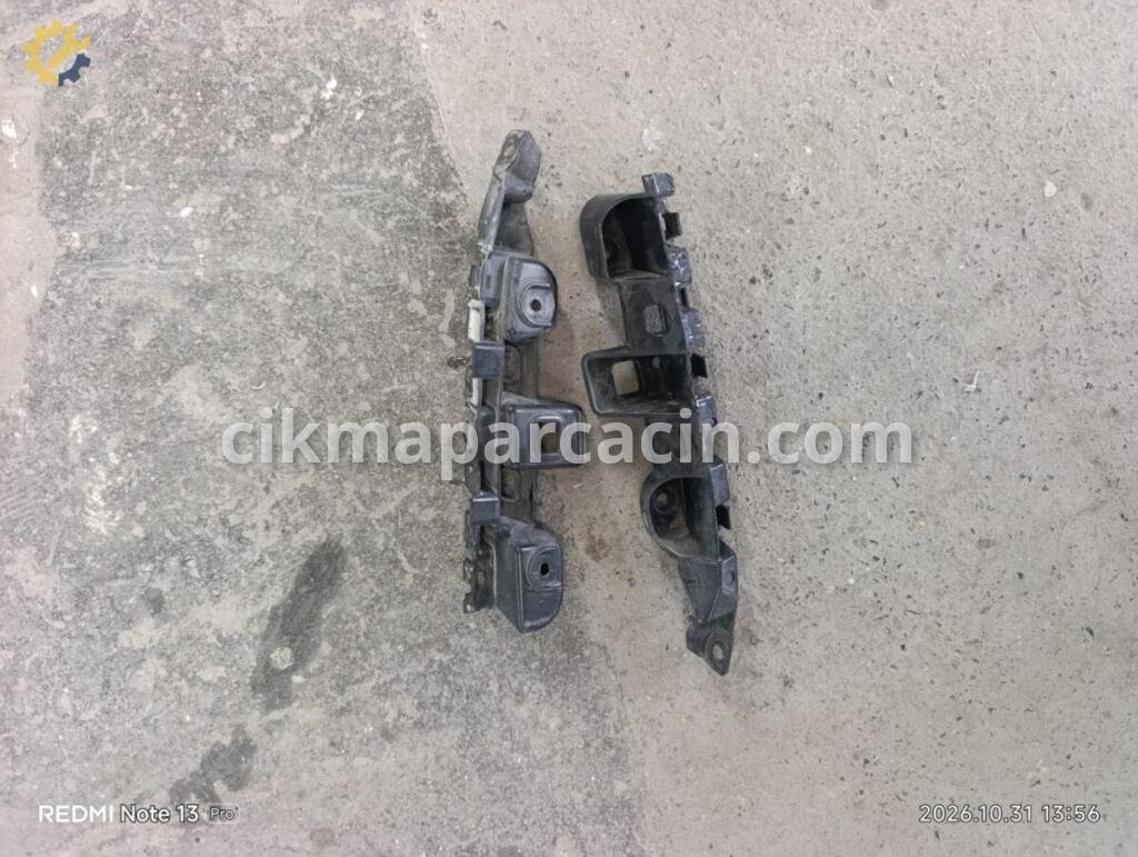 Volkswagen Passat Tampon Braketi 3 AA 807 153 3 AA 807 184 çıkma parça