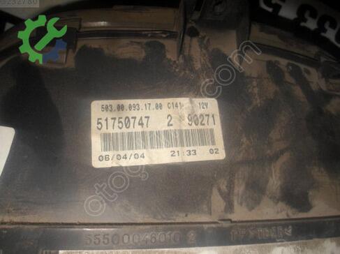 Fiat Doblo Göğüs çıkma parça