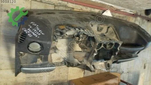 Fiat Doblo Göğüs çıkma parça