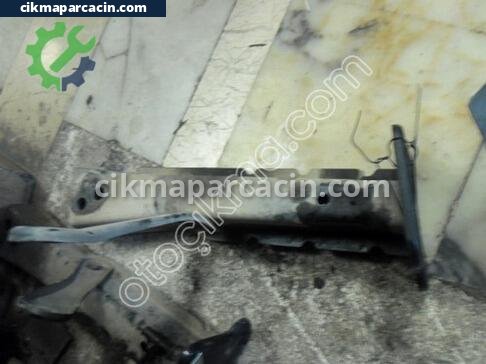 Fiat Doblo Ön Tampon Demiri çıkma parça