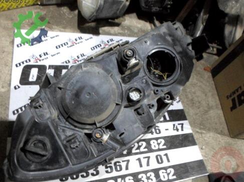 Fiat Linea Sağ Ön Far çıkma parça