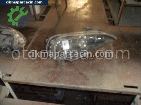 Alfa Romeo 147 Sağ Ön Far çıkma parça