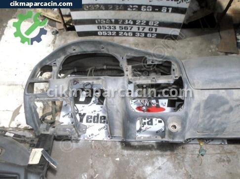 Fiat Strada Göğüs çıkma parça