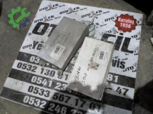 FİAT TEMPRA STOP ALT BAKALİTİ GRİ BEYAZ