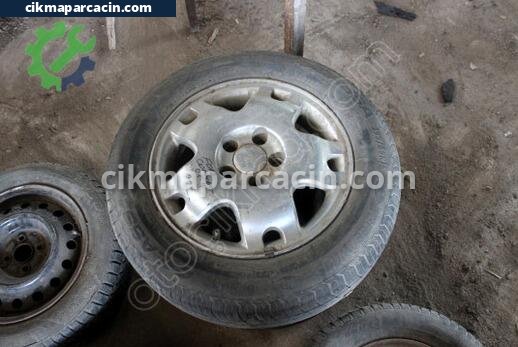 Ford Tourneo Connect Jant & Lastik Takımı çıkma parça