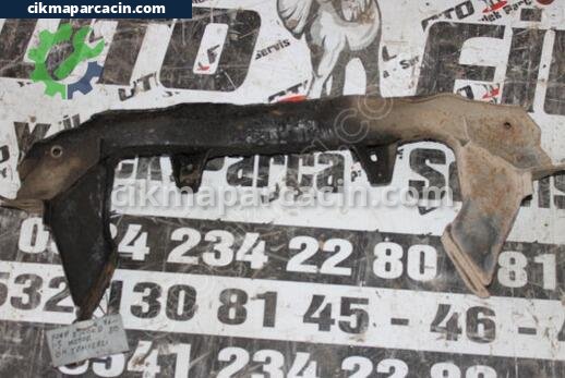 Ford Escort Ön Travers çıkma parça