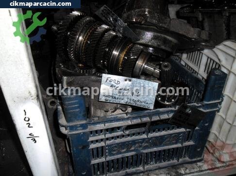 Ford Escort Şanzıman Komple çıkma parça