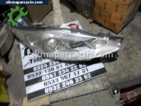 Ford Fiesta Mercekli Far çıkma parça