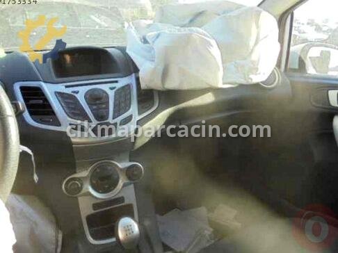 Ford Fiesta 2012-2013-2014-2015 çıkma parça