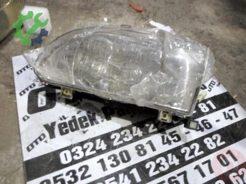Ford Fiesta Sol Ön Far çıkma parça