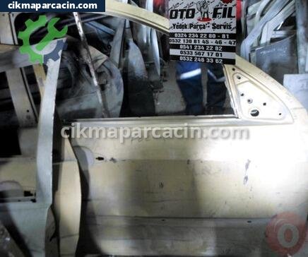 Ford Focus Sağ Ön Kapı çıkma parça