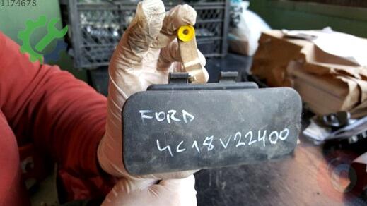 Ford Festiva Kapı Kolu çıkma parça