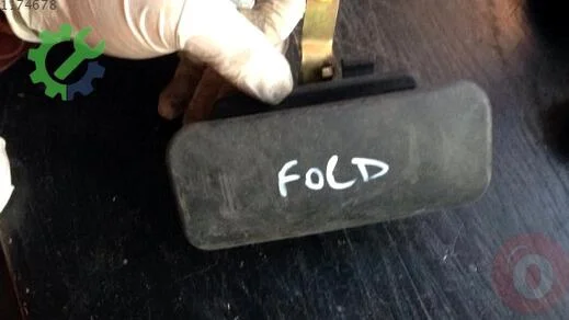 Ford Festiva Kapı Kolu çıkma parça