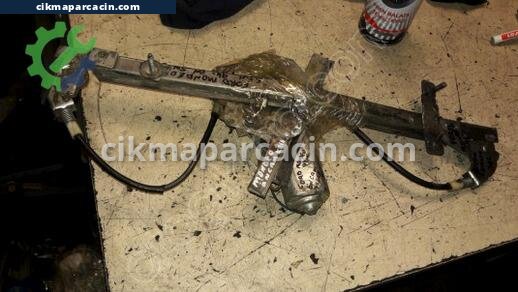 Ford Mondeo Sol Ön Cam Krikosu çıkma parça