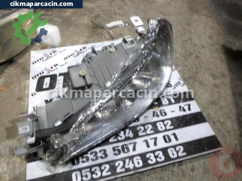 Ford Mondeo Sol Ön Far çıkma parça