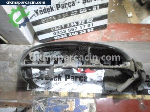Ford Mondeo Göğüs çıkma parça