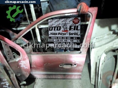 Ford Mondeo Sol Ön Kapı çıkma parça
