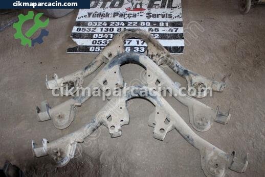 Ford Sierra Arka Taşıyıcı çıkma parça