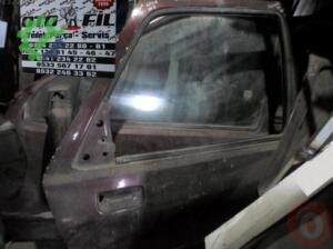 FORD SİERRA 1991 ARKA SAĞ KIRMIZI KAPI
