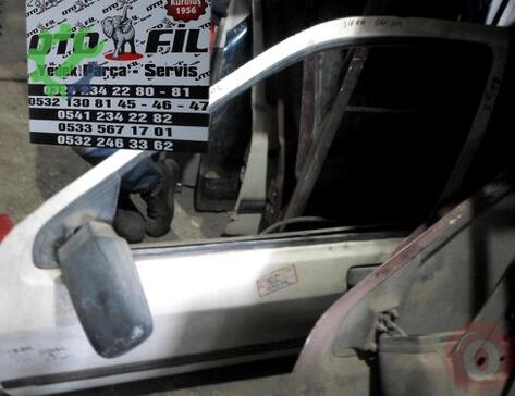 Ford Sierra Sol Ön Kapı çıkma parça