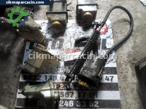 Ford Sierra Direksiyon Yağ Deposu çıkma parça