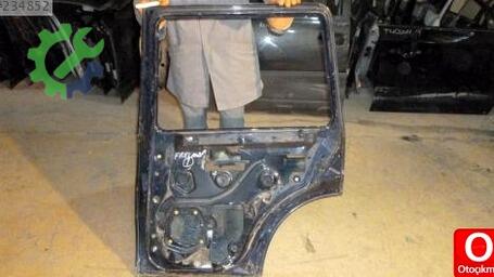 Land Rover Freelander Sağ Arka Kapı FREELANDER1 çıkma parça