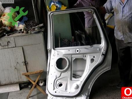 Land Rover Freelander Sağ Arka Kapı FREELANDER2 çıkma parça