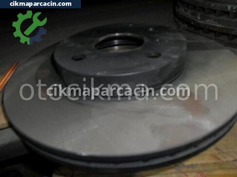 Toyota Yaris Fren Disk Aynası çıkma parça