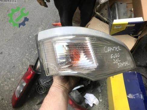 Mitsubishi Pick Up Sinyal çıkma parça