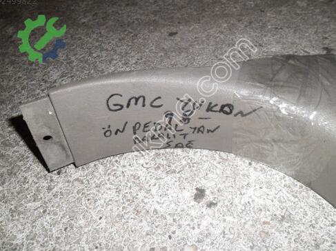 GMC Yukon Ön Bakalitler çıkma parça