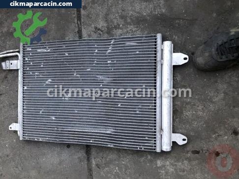 Volkswagen Golf Klima Radyatörü çıkma parça