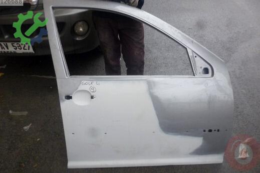 Volkswagen Golf Sağ Ön Kapı çıkma parça