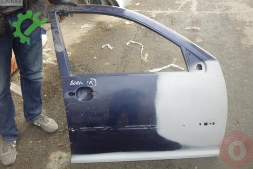 Volkswagen Golf Sağ Ön Kapı çıkma parça