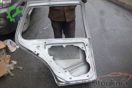 Volkswagen Golf Sol Arka Kapı çıkma parça