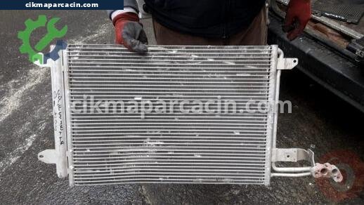 Volkswagen Golf Klima Radyatörü çıkma parça