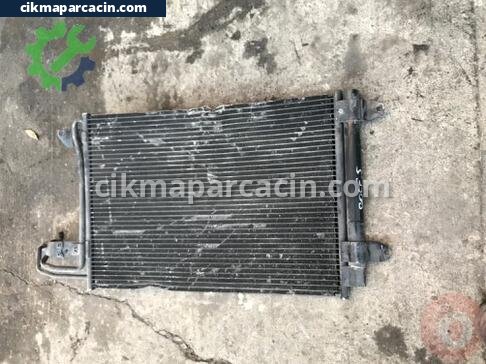 Volkswagen Golf Klima Radyatörü çıkma parça