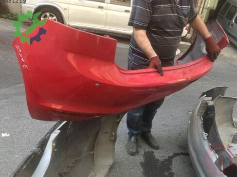 Volkswagen Golf Arka Tampon çıkma parça