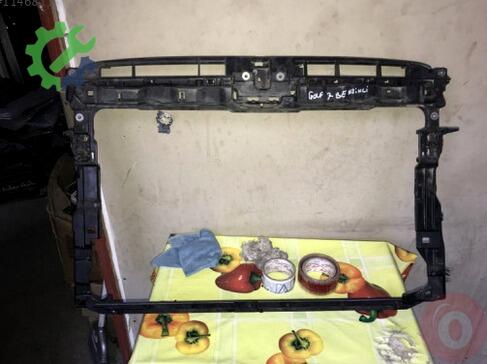Volkswagen Golf Ön Panel çıkma parça