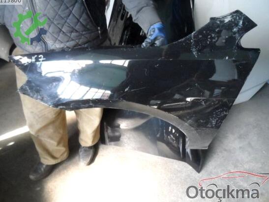 Volkswagen Golf Ön Çamurluk çıkma parça