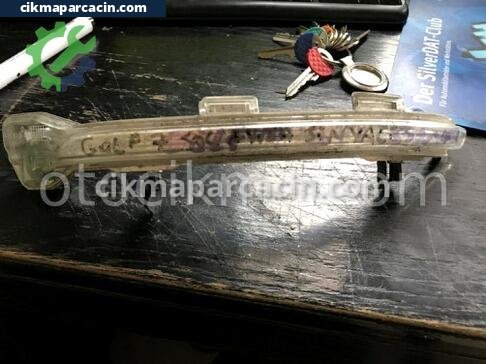 Volkswagen Golf Sinyal çıkma parça