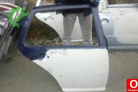 Volkswagen Golf Sağ Arka Kapı çıkma parça
