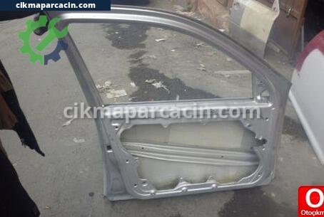 Volkswagen Golf Sol Ön Kapı çıkma parça