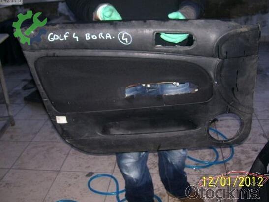Volkswagen Golf Kapı Döşemesi çıkma parça