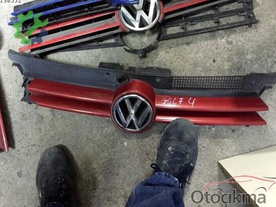 Volkswagen Golf Ön Panjur çıkma parça