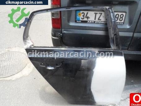 Volkswagen Golf Sağ Arka Kapı çıkma parça