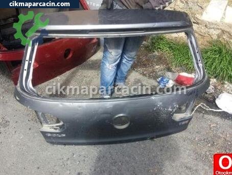 Volkswagen Golf Bagaj çıkma parça