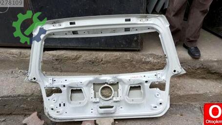 Volkswagen Golf Bagaj çıkma parça
